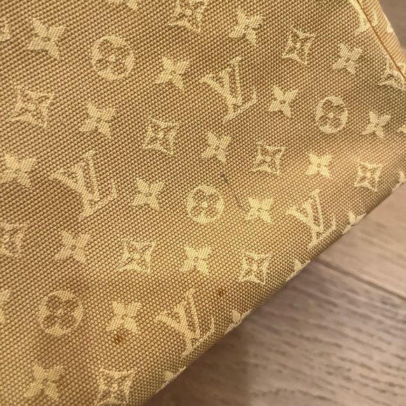 Authentic Louis Vuitton Mini Lin Josephine PM - Picture 15 of 15